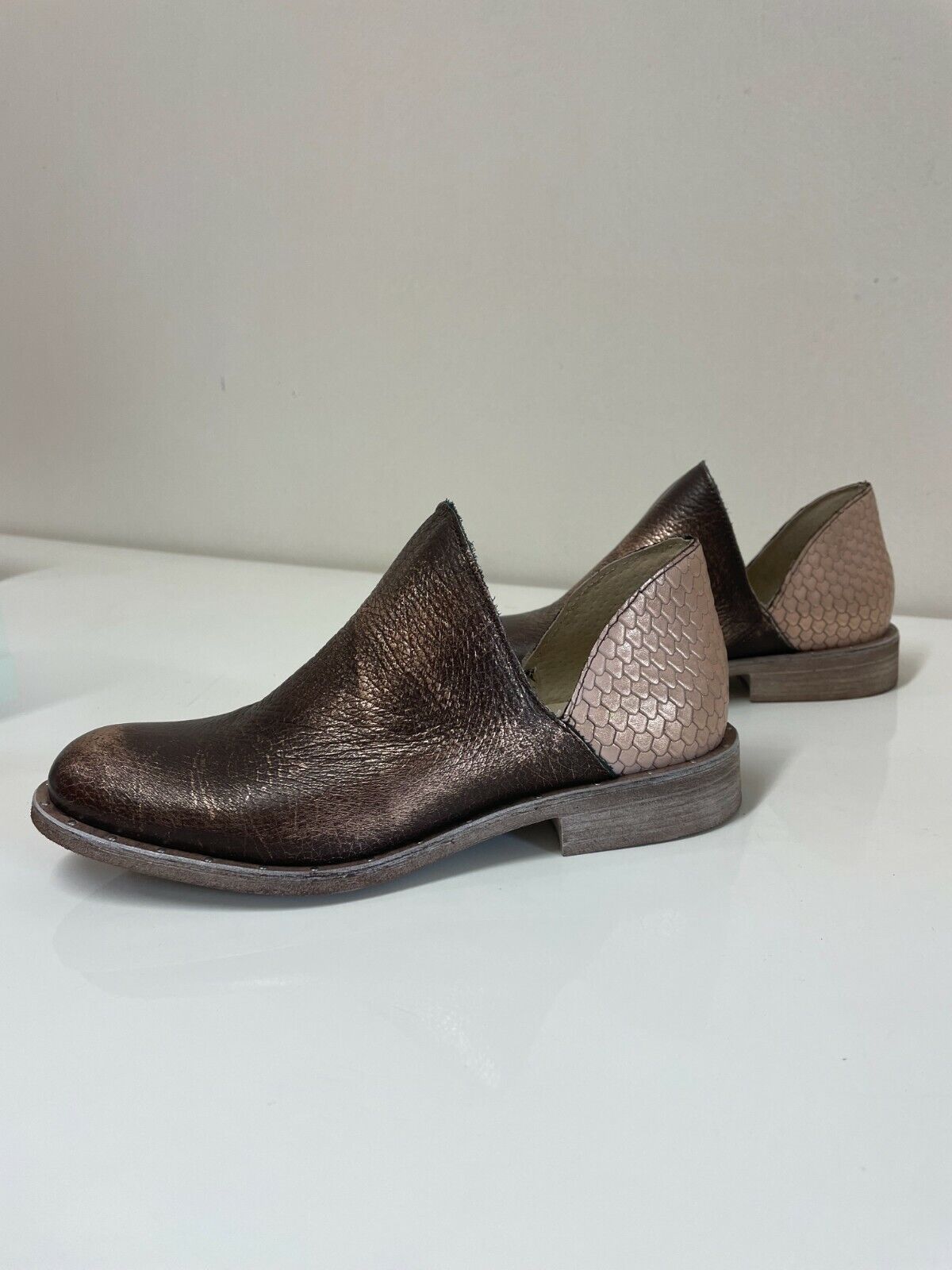 Saldi del 50% Laura Bizzarri, stivaletto aperto, rosa metallizzato - TULYSTORE.COM